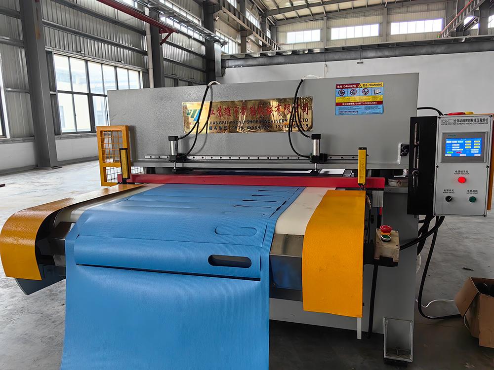 全自動(dòng)輸送帶裁斷機(jī)